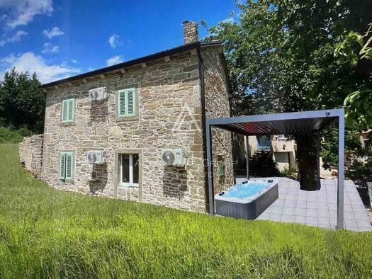 Haus zum Kauf 285.000 € 3 Zimmer 95 m² Sovinjak, Buzet Buzet