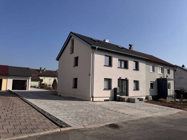 Doppelhaushälfte zum Kauf provisionsfrei 432.000 € 10 Zimmer 210 m² 500 m² Grundstück Walldürn 74731