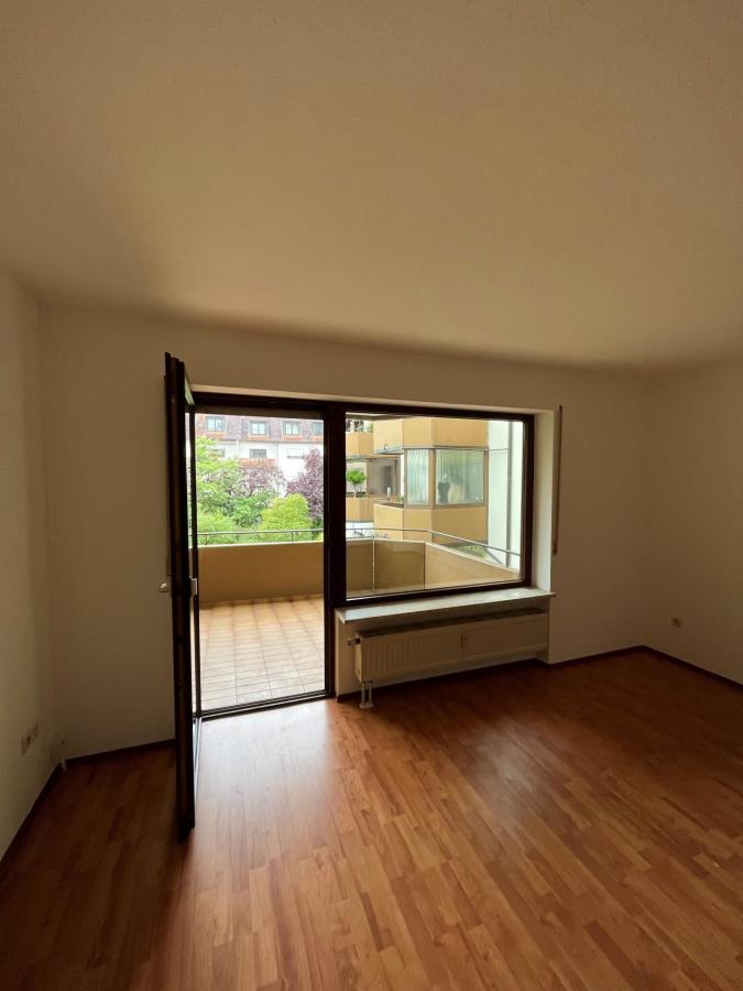 Wohnung zur Miete 860 € 3 Zimmer 81 m²<br/>Wohnfläche 1.<br/>Geschoss Christof-Döring-Straße 14 Lauf links Lauf 91207