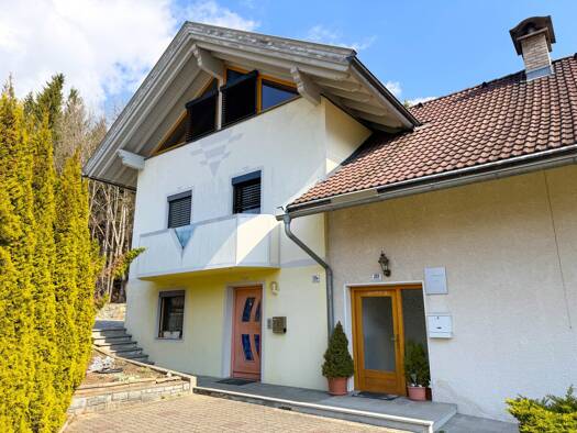 Doppelhaushälfte zum Kauf 320.000 € 6 Zimmer 147 m² 421 m² Grundstück Irschen 9773