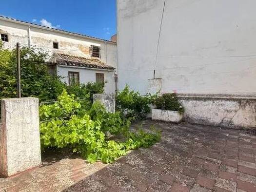 Reihenhaus zum Kauf 129.900 € 5 Zimmer 475 m² Loja Loja 18300