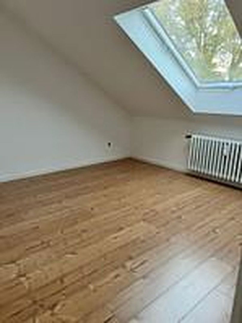 Wohnung zur Miete 599 € 4 Zimmer 50 m²<br/>Wohnfläche 4.<br/>Geschoss ab sofort<br/>Verfügbarkeit Landrat-von-Ostman-Straße 8 Atter 190 Osnabrück 49076