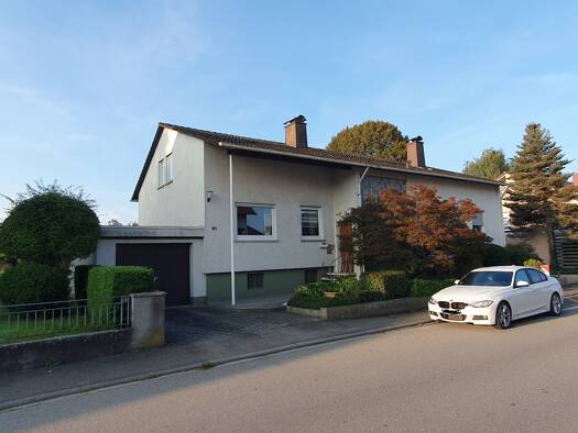 Einfamilienhaus zur Miete 1.250 € 6 Zimmer 144 m² frei ab 01.11.2026 Zeppelinstraße 89 Mengen Mengen 88512