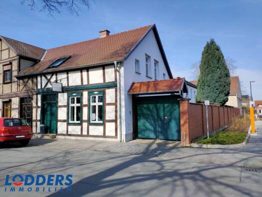 Einfamilienhaus zum Kauf 390.000 € 11 Zimmer 240 m² 640 m² Grundstück frei ab sofort Stendal 39576