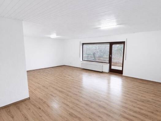 Wohnung zur Miete 1.400 € 4 Zimmer 140 m² Geschoss 1/1 frei ab sofort Schillerstraße 5 Heuchelheim 35452