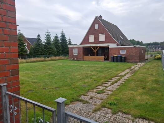 Einfamilienhaus zur Miete 800 € 4 Zimmer 120 m² 800 m² Grundstück frei ab sofort Moorhusen Südbrookmerland / Münkeboe 26624