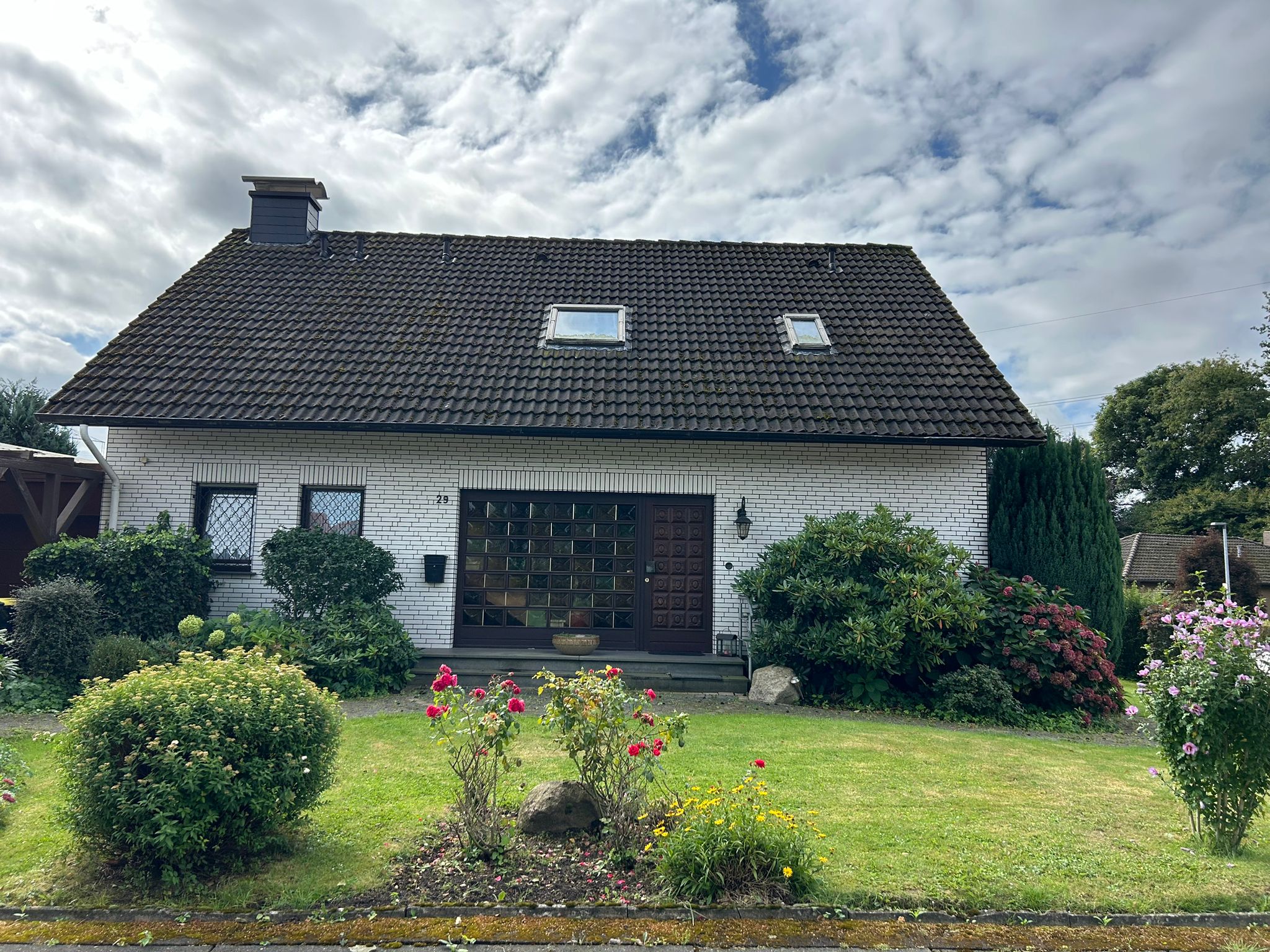 Einfamilienhaus zum Kauf provisionsfrei 320.000 € 6 Zimmer 130 m²<br/>Wohnfläche 575 m²<br/>Grundstück ab sofort<br/>Verfügbarkeit Lilienweg 29 Diebrock Herford 32051