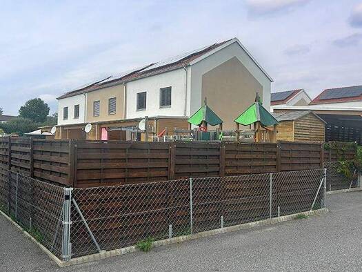 Reihenmittelhaus zur Miete 1.053 € 109,7 m² Pfarrhofweg 4 Thaya 3842