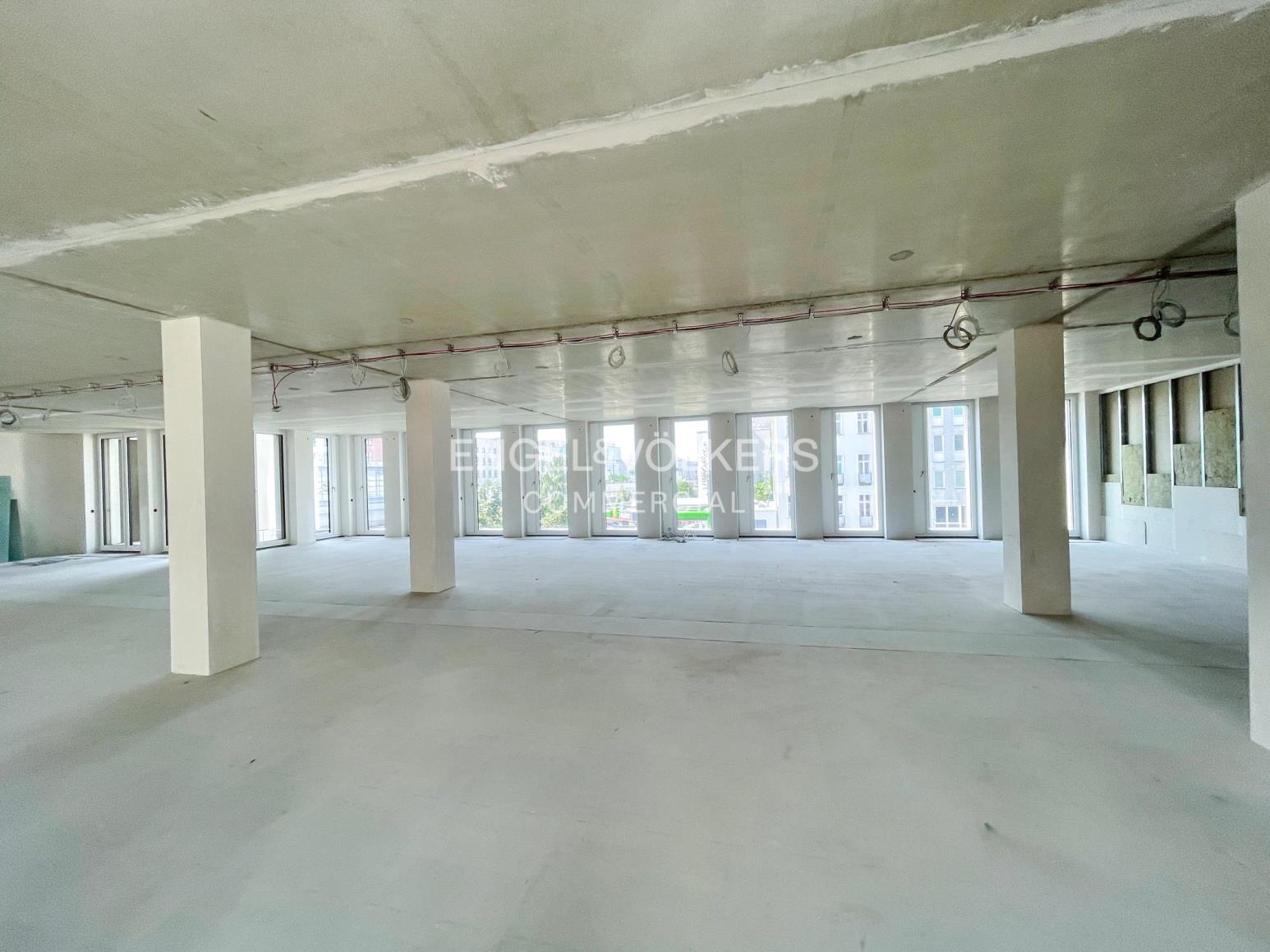 Büro-/Praxisfläche zur Miete 32 € 301 m²<br/>Bürofläche ab 301 m²<br/>Teilbarkeit Wedding Berlin 13353