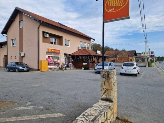 Haus zum Kauf 410.000 € 10 Zimmer 650 m² Brzaj, Sisak Sisak