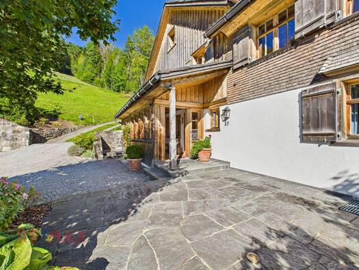 Einfamilienhaus zum Kauf 9 Zimmer 296 m² 5.815 m² Grundstück Furxstraße 12 Laterns 6830