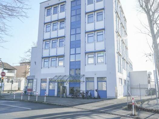 Praxis zur Miete 2.200 € 5 Zimmer 200 m² Bürofläche teilbar ab 200 m² Karl-Zucker-Str. 2 Innenstadt Erlangen 91052