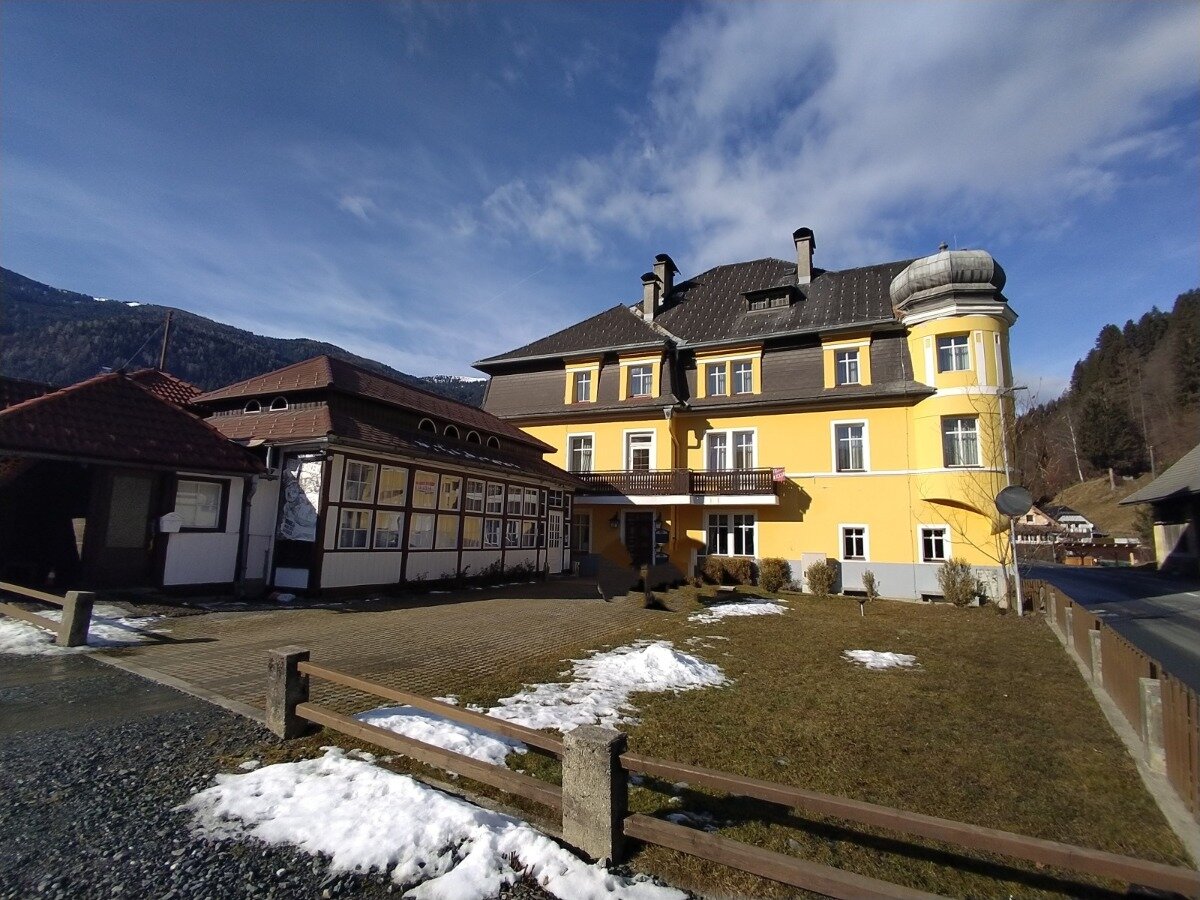 Hotel zum Kauf 1.250.000 € 1.210 m²<br/>Gastrofläche 2.520 m²<br/>Grundstück St. Ruprecht Villach 9500