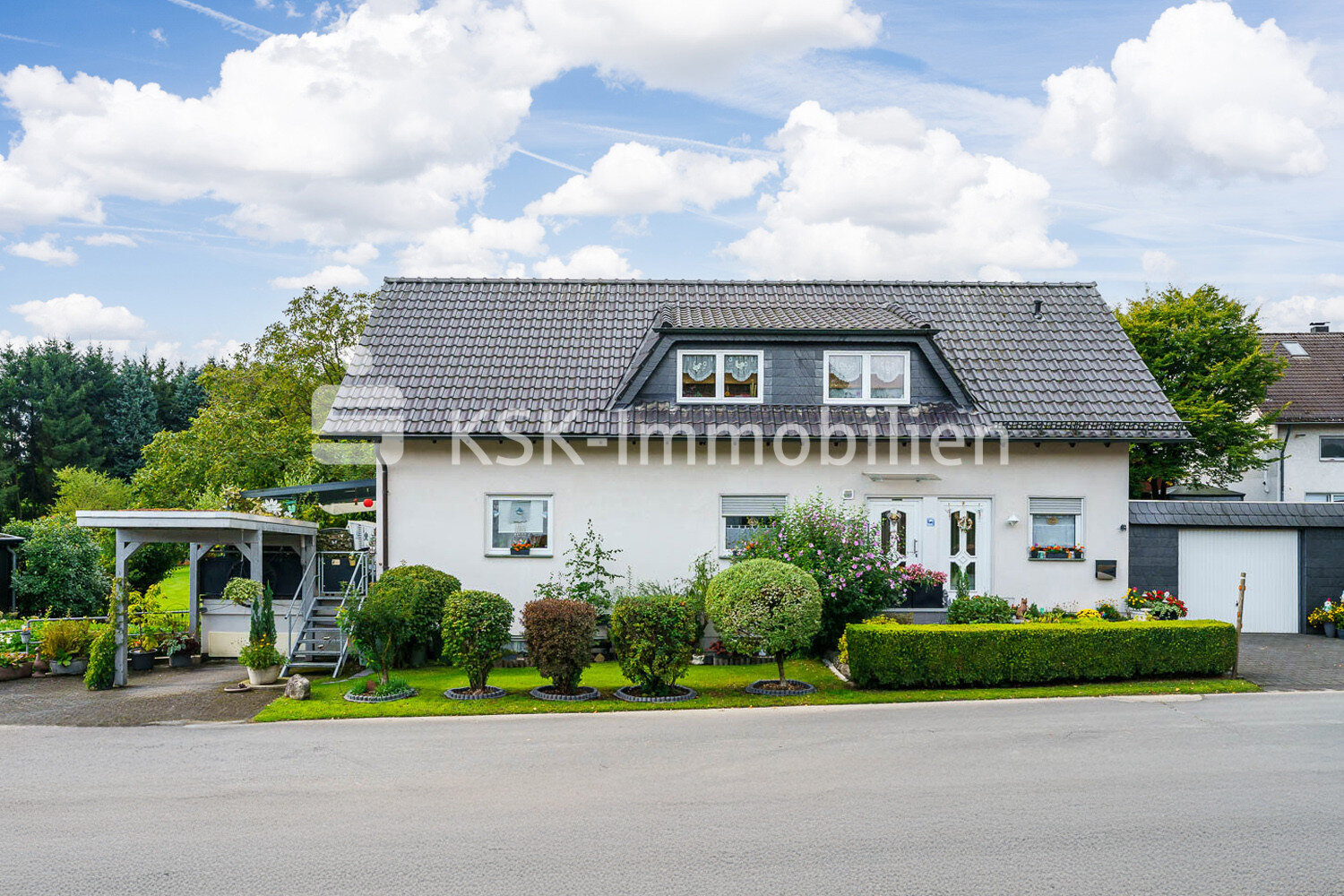 Einfamilienhaus zum Kauf 545.000 € 6 Zimmer 223,7 m²<br/>Wohnfläche 387 m²<br/>Grundstück Henningen Much 53804