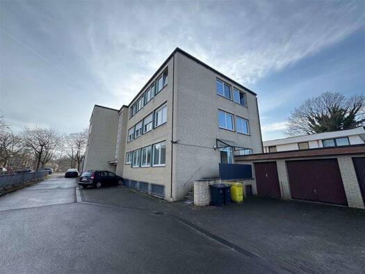 Praxis zur Miete 990 € 88 m² Bürofläche Cuxhavener Straße 152 Hausbruch Hamburg 21149