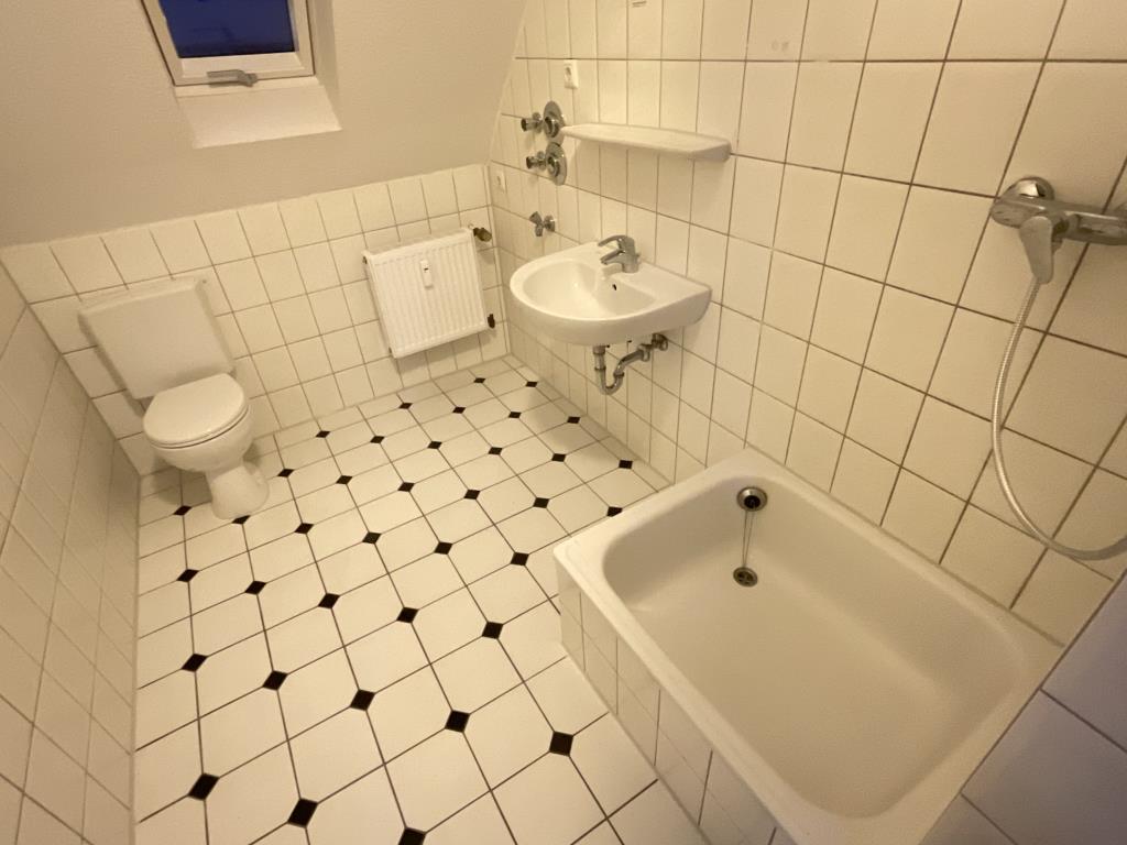 Wohnung zur Miete 449 € 2 Zimmer 62 m²<br/>Wohnfläche 4.<br/>Geschoss Krusestraße 5 Ruhrort Duisburg 47119