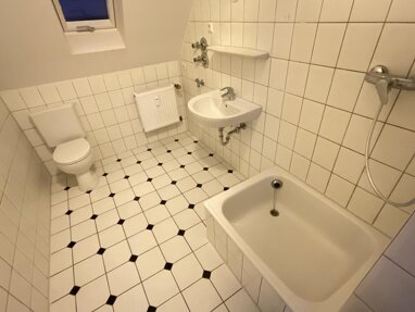 Wohnung zur Miete 389 € 2 Zimmer 62 m² 4. Geschoss Krusestraße 5 Ruhrort Duisburg 47119