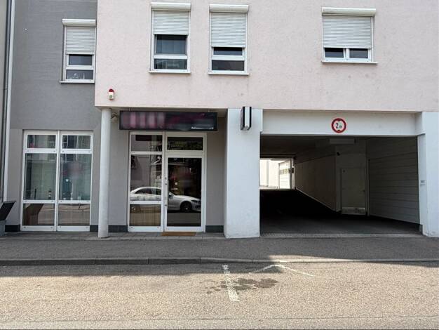 Laden zum Kauf 230.000 € 52 m² Verkaufsfläche Feuerbach Stuttgart 70469