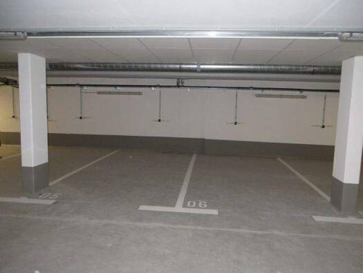 Tiefgarage zur Miete provisionsfrei 80 € Reindelstraße 18 Wöhrd Nürnberg 90402