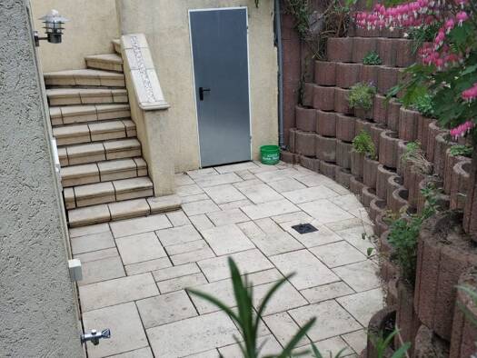 Wohnung zur Miete 620 € 2 Zimmer 57 m² Geschoss EG/2 frei ab 01.09.2025 Über Rück 17 Harxheim 55296