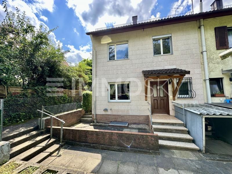 Reihenmittelhaus zum Kauf 498.000 € 6 Zimmer 136 m²<br/>Wohnfläche 300 m²<br/>Grundstück Sindelfingen 4 Sindelfingen 71065