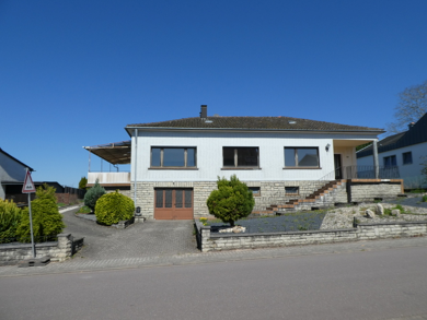 Bungalow zum Kauf 389.000 € 4 Zimmer 135 m² 1.290 m² Grundstück Nennig Perl 66706