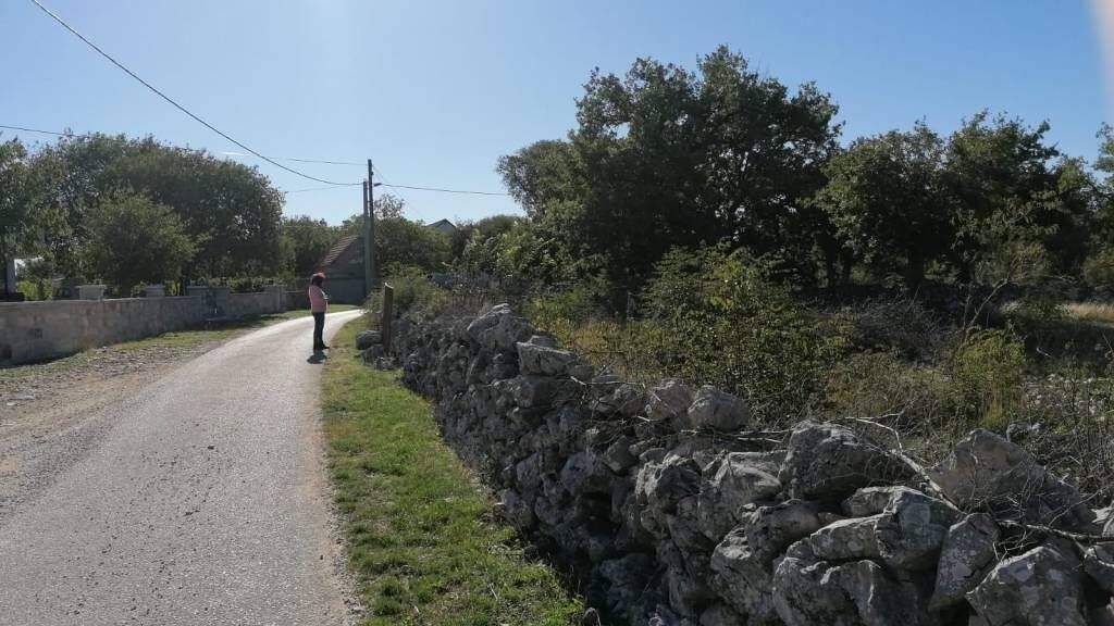 Land-/Forstwirtschaft zum Kauf 80.000 € Karalic, Drnis Drnis