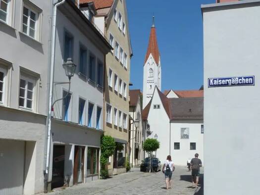 Wohnung zur Miete 1.550 € 5 Zimmer 146 m² Geschoss 1/4 frei ab sofort Am Breiten Bach 21 Kaufbeuren 87600