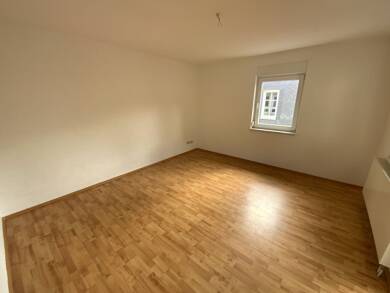 Wohnung zur Miete 500 € 2 Zimmer 66,3 m² Wahlbezirk 81 Suhl 98528