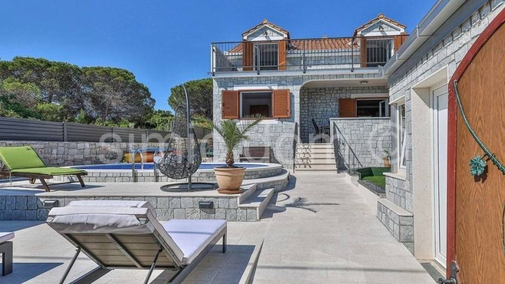 Haus zum Kauf 1.200.000 € 7 Zimmer 252 m² Trogir