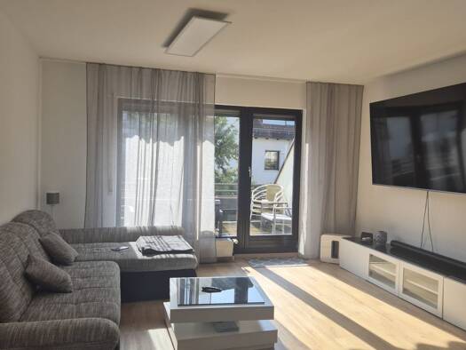 Wohnung zur Miete 590 € 2 Zimmer 57 m² Geschoss 1/2 frei ab 01.06.2026 Zirndorf 90513