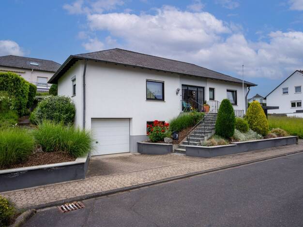 Mehrfamilienhaus zum Kauf 434.950 € 6 Zimmer 153 m² 476 m² Grundstück Wolken 56332