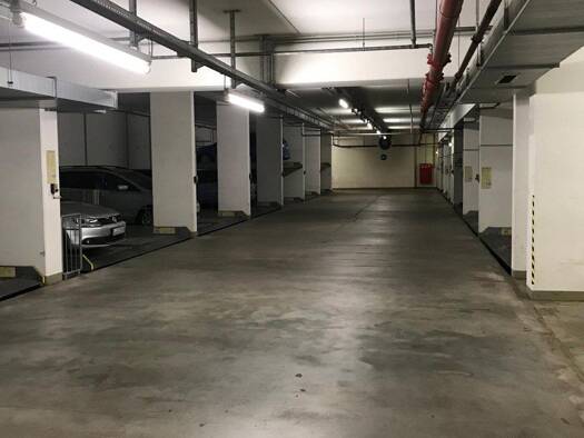Stellplatz zur Miete provisionsfrei 45 € Lutherstraße 9 Neustadt-Neuschönefeld Ost 04315