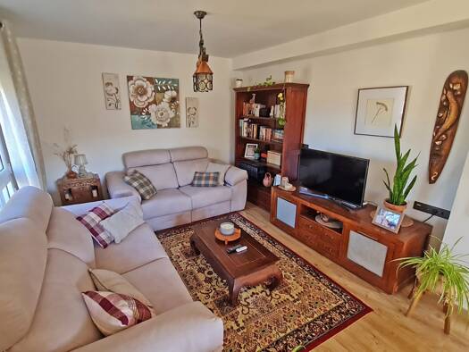 Haus zum Kauf provisionsfrei 355.000 € 4 Zimmer 130 m² 3.438 m² Grundstück Camino de Torre Balmez Zaragoza 50190