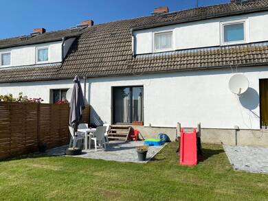 Haus zum Kauf 140.000 € 4 Zimmer 74 m² 273 m² Grundstück frei ab 01.07.2025 Wulfersdorfer Straße 2 Tauche Tauche 15848