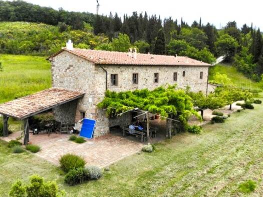 Bauernhaus zum Kauf als Kapitalanlage geeignet 1.550.000 € 8 Zimmer 300 m² 220.000 m² Grundstück Montecatini Val di Cecina 56040
