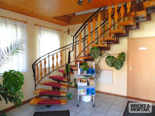 Haus zum Kauf provisionsfrei 1.250.000 € 25 Zimmer 708 m² 9.120 m² Grundstück Meißen 01662