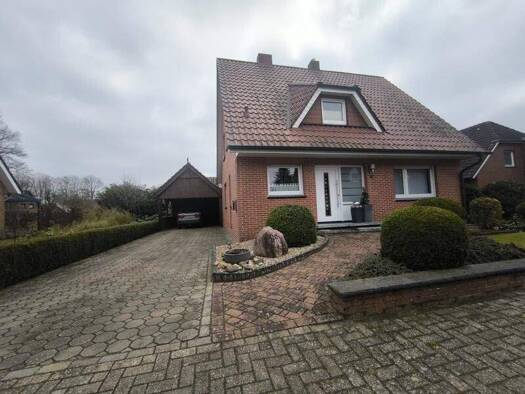 Einfamilienhaus zum Kauf 299.000 € 7 Zimmer 130 m² 802 m² Grundstück Emlichheim 49824