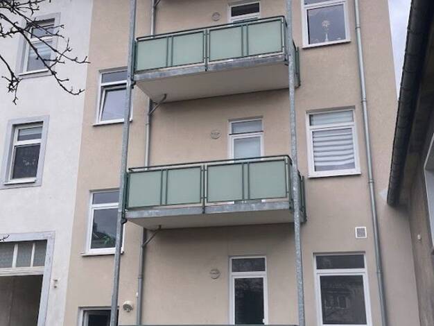 Mehrfamilienhaus zum Kauf provisionsfrei als Kapitalanlage geeignet 335.000 € 303 m² Buchstrasse 21 Freiberg 09599