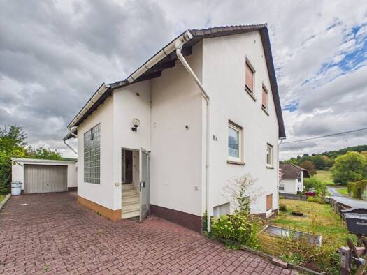 Mehrfamilienhaus zum Kauf 399.000 € 12 Zimmer 181 m² 370 m² Grundstück Pfaffenwiesbach Wehrheim 61273