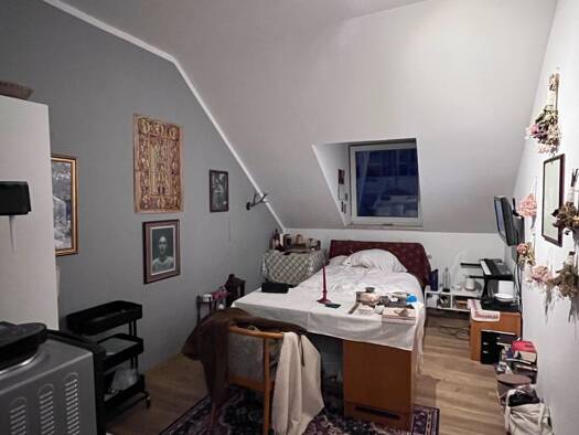 Maisonette zur Miete 450 € 1 Zimmer 20 m² Geschoss 3/3 frei ab 15.12.2025 Süd Jena 07745