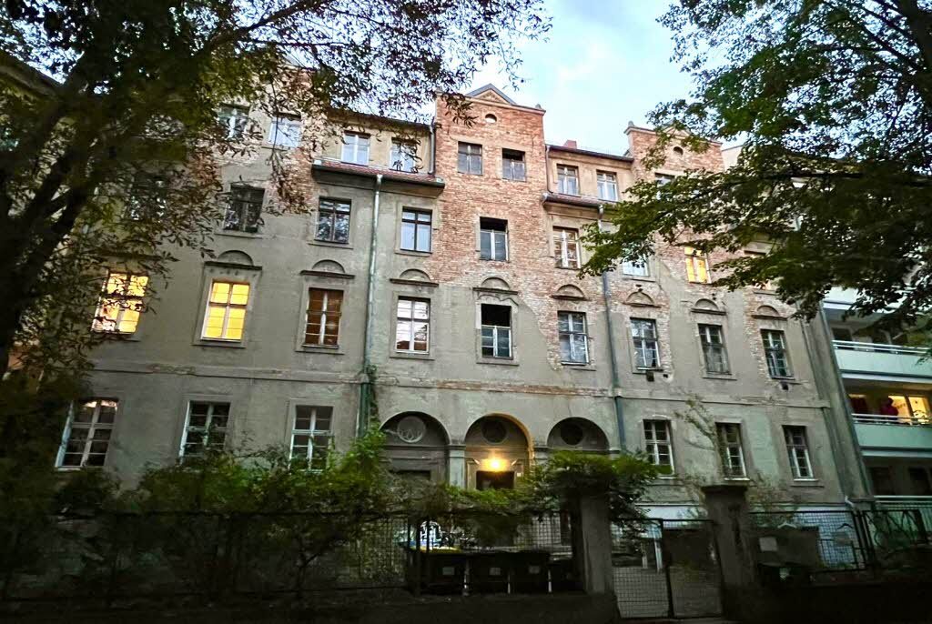 Mehrfamilienhaus zum Kauf als Kapitalanlage geeignet 1.550.000 € 33 Zimmer 947 m²<br/>Wohnfläche 1.042 m²<br/>Grundstück Schleiermacherstraße 0 Paulusviertel Halle (Saale)-Paulusviertel 06114