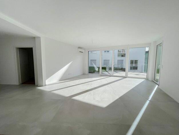 Wohnung zur Miete 1.660 € 3 Zimmer 133,3 m² EG Calw 75365