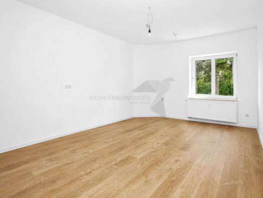 Wohnung zur Miete 330 € 2 Zimmer 55 m² EG Am Schnellen Markt 11 Ebersdorf Ebersdorf 09131