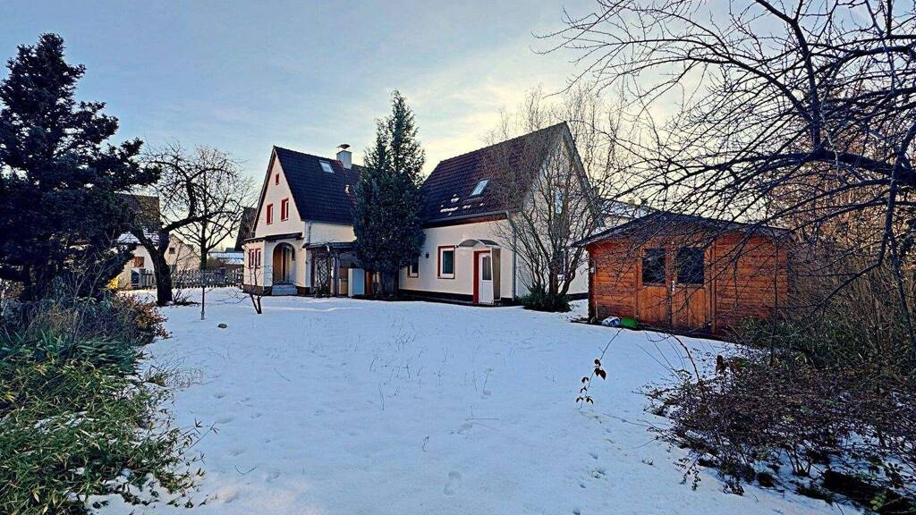 Einfamilienhaus zum Kauf 375.000 € 6 Zimmer 149 m² 690 m² Grundstück Gendorf Burgkirchen a. d. Alz/Gendorf 84508