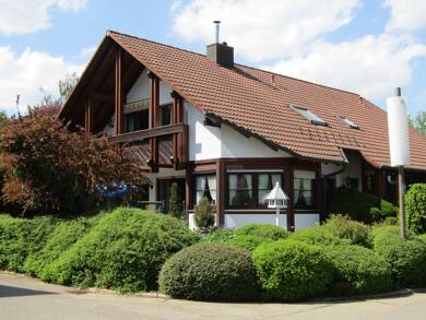 Wohnung zur Miete 895 € 3,5 Zimmer 83 m² Dachgeschoss, 1. Geschoss Hochemmingen Hochemmingen 78073