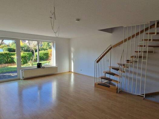 Reihenmittelhaus zur Miete 1.050 € 4 Zimmer 100 m² 180 m² Grundstück Groß Hehlen Celle 29229