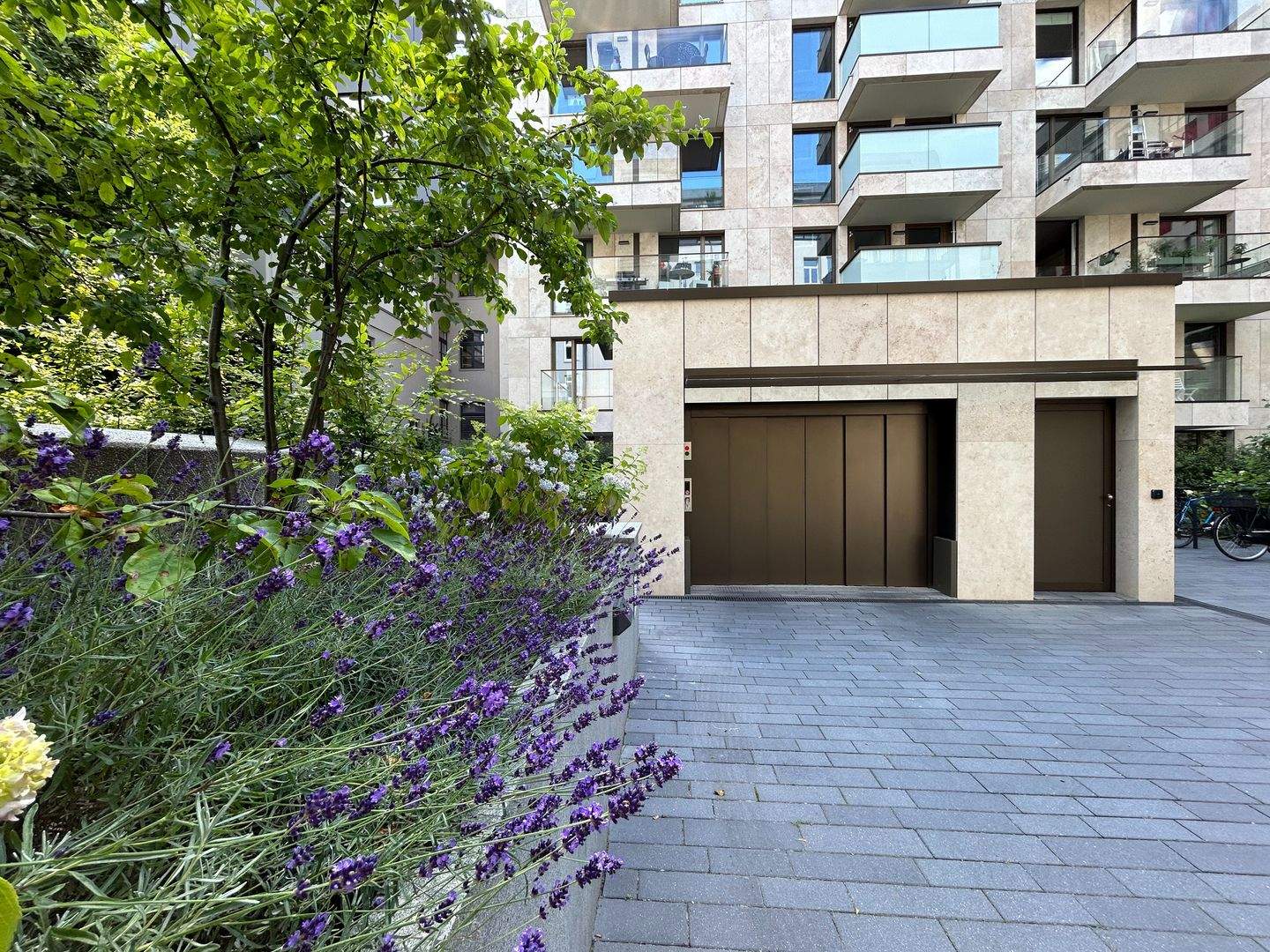 Property thumbnail 11