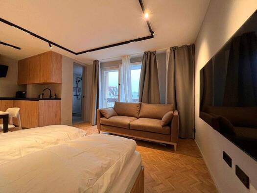 Wohnung zur Miete - Erstbezug 880 € 1 Zimmer 32,5 m² 5. Geschoss frei ab sofort Wilmersdorf Berlin 10717