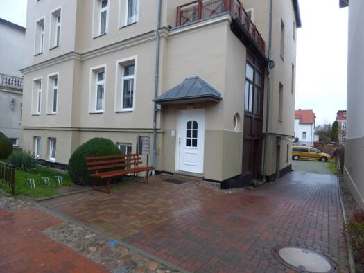 Mehrfamilienhaus zum Kauf provisionsfrei 1.165.500 € 10 Zimmer 480 m² 879 m² Grundstück Lessingstraße 4 Bad Doberan 18209